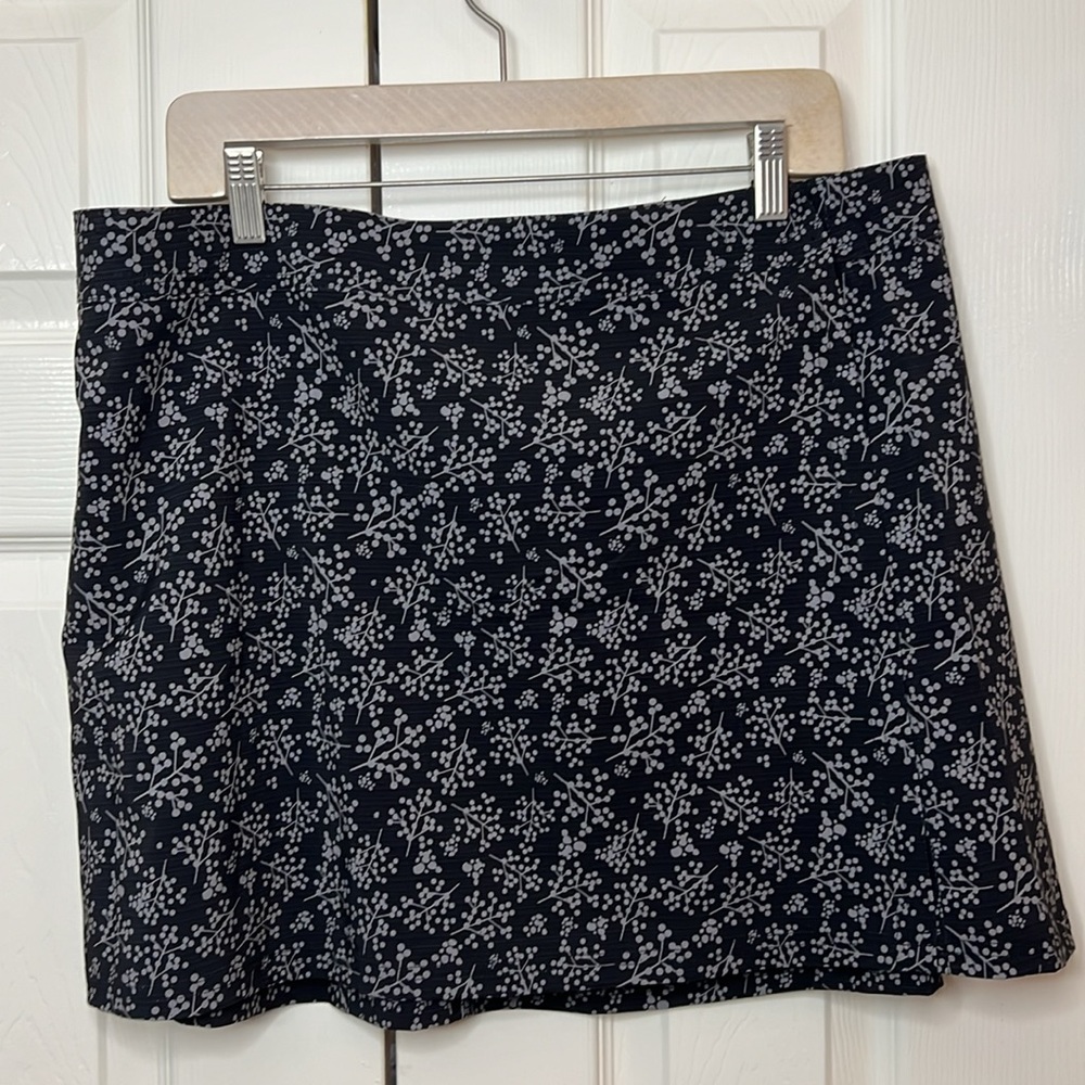 RipSkirt Hawaii Wrap Skirt Black & Gray floral Short Cover Up Size XL